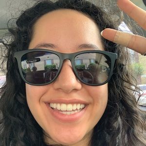 Meet your Posher, Scarlett